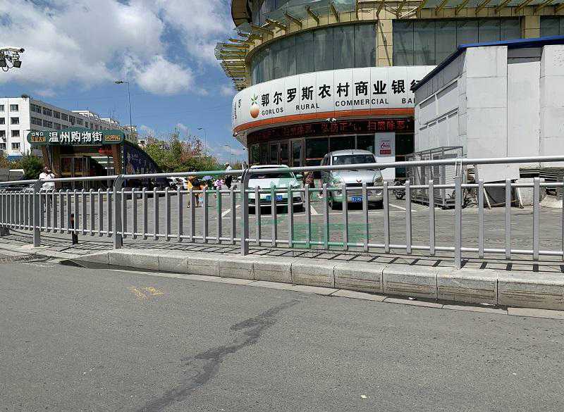 道路護欄安裝完成后的注意事項
